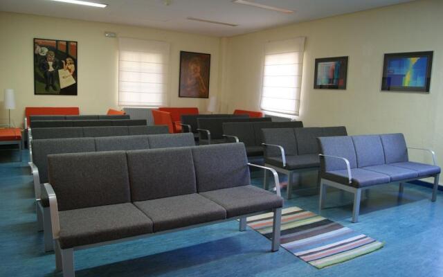 Albergue Inturjoven Huelva - Hostel