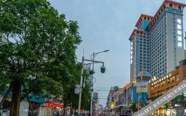 O. LIVE Social Jiangxi Xinyu Railway Station Baosh