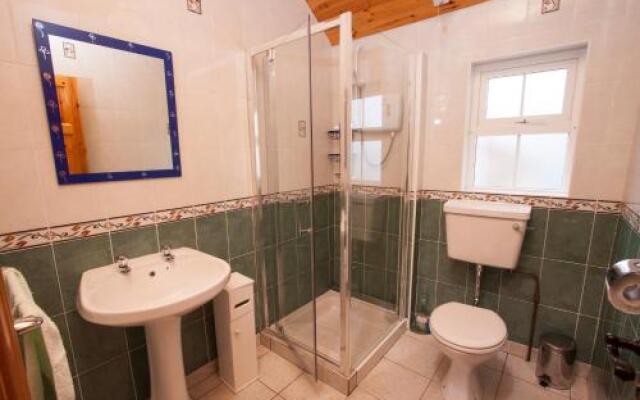 Beezies Self Catering Cottages