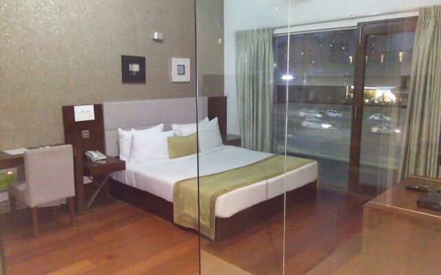 Stately Suites Golf Course Road