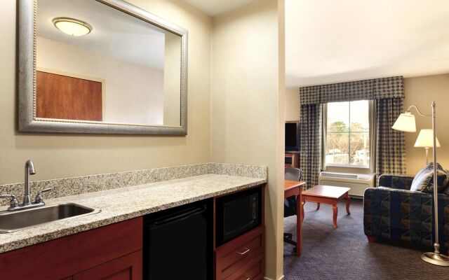 Hampton Inn & Suites Mystic