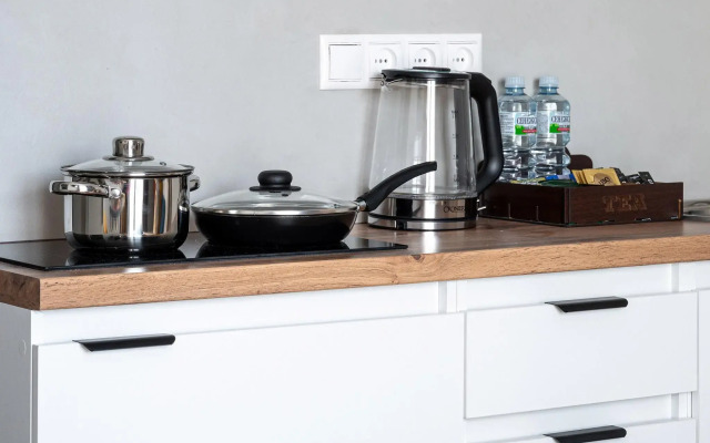 Apartments on Yasnogorskaya street 16/2 building 4