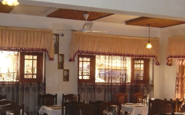 Hotel Akbar Inn