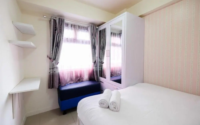 Comfort 2BR with Pool View Green Pramuka City Apartment