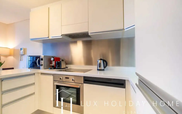 LUX | The EMAAR Fashion Avenue Studio