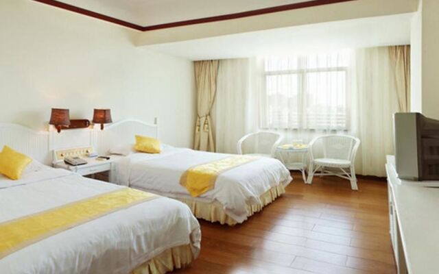 Haikou Railway Hot Spring Hotel