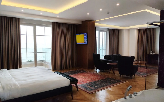 Prestige Resort