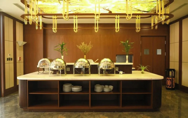 Luxury Phoenix Hotel