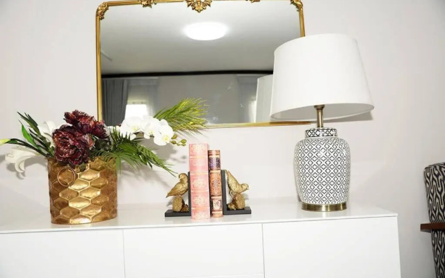 Vonzee apartment on Palmview Estate.