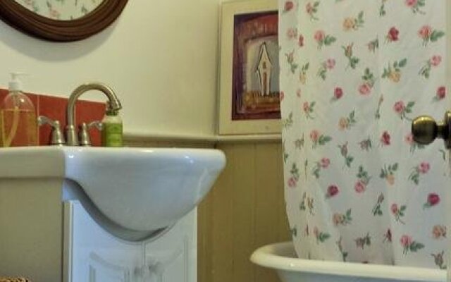 Elizabeth's Rose Cottage