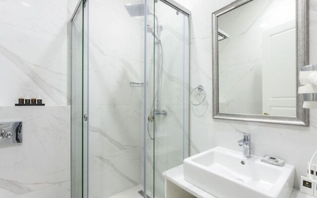 Lifferent Hotel  Spa
