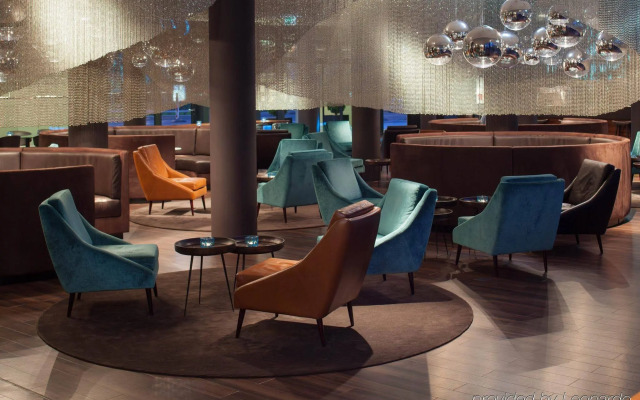 Motel One Frankfurt - Messe