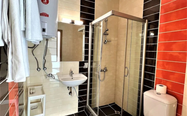 Local Stay Hotel, BW Signature Collection