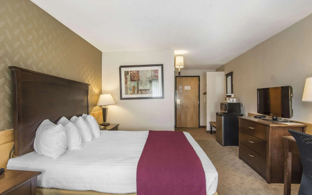 Prestige Riverside Lodge
