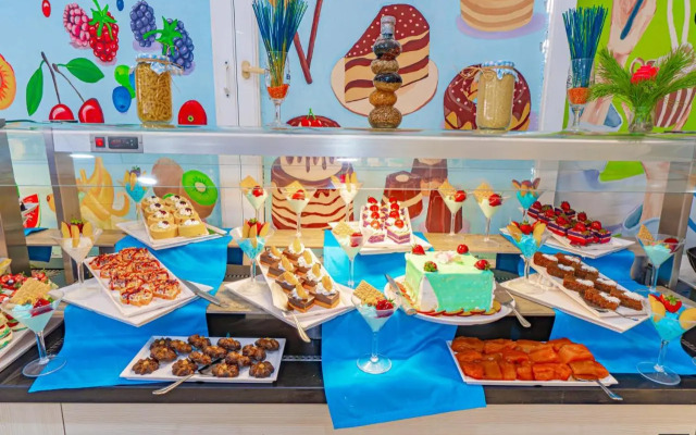 Sayanora Hotel & Park