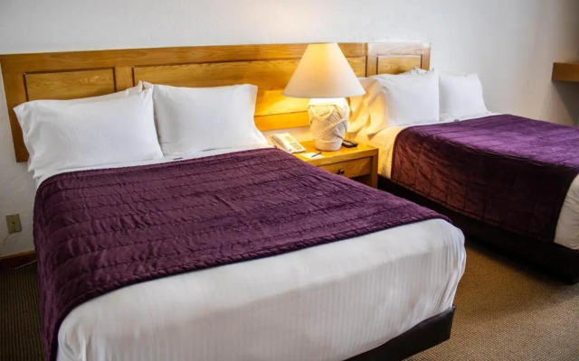 Hotel Cantalagua Inn