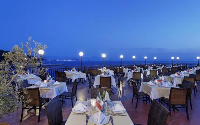 Pine Bay Holiday Resort