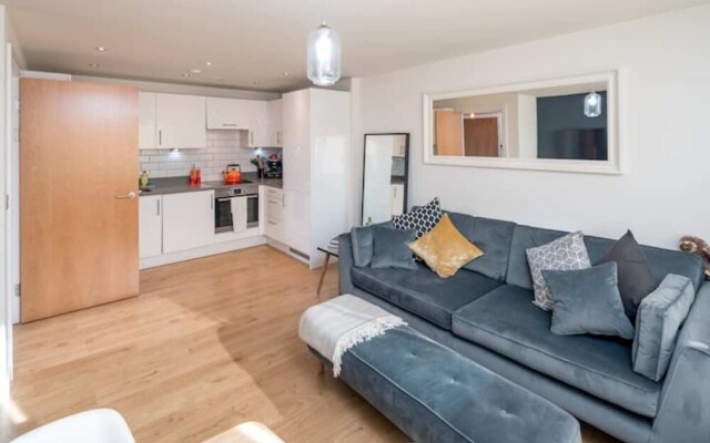 Chic 1 Bedroom Apartment With View of Shard