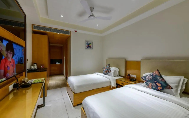 Express11 Hotel