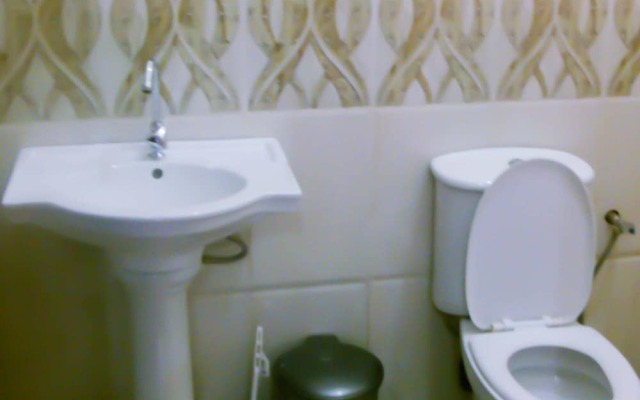 Naju Guest House Masindi