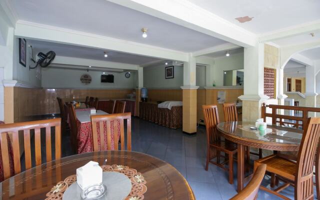 Airy Syariah Dr Wahidin 43 Bojonegoro