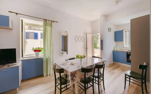 Corricella Moonlight House