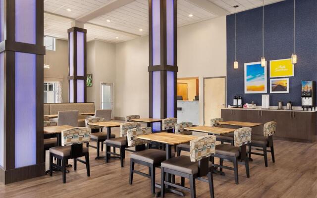 Days Inn by Wyndham Bowling Green