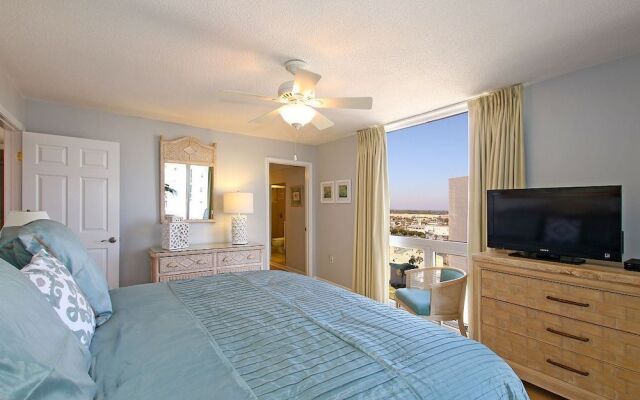 Shoreline 2111 Condo by RedAwning