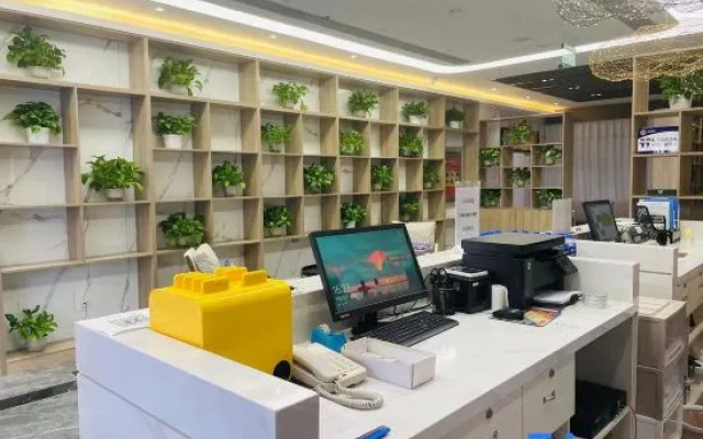 TRUE GO Hotel X (Beijing Chaoyang High-Speed Railway Station  Yaojiayuan Subway Station)