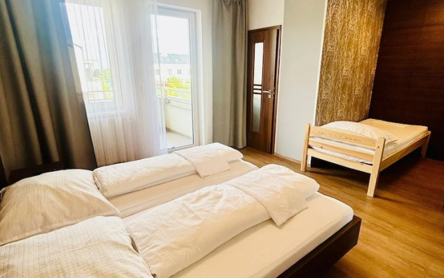 Villa many rooms with Free Parking