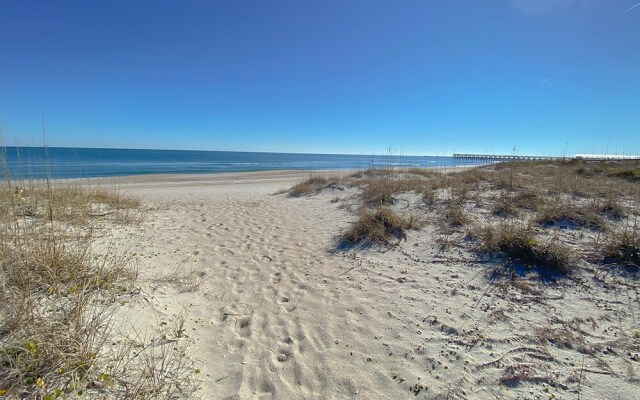 Aqua Vista by Sea Scape Properties