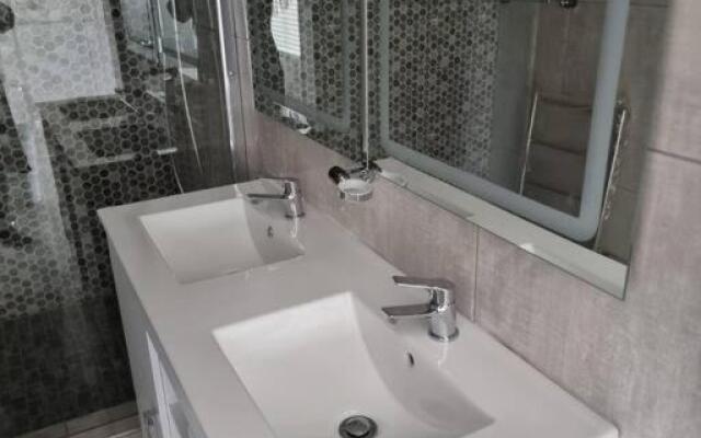 Beautiful 4 Bedroom Home in Durban North