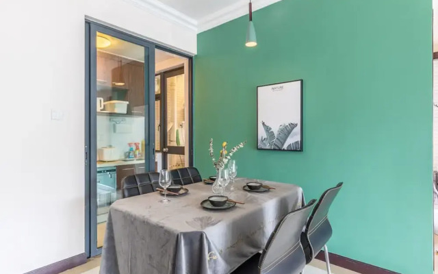 Locals Boutique Apartment Huafa Plaza 8