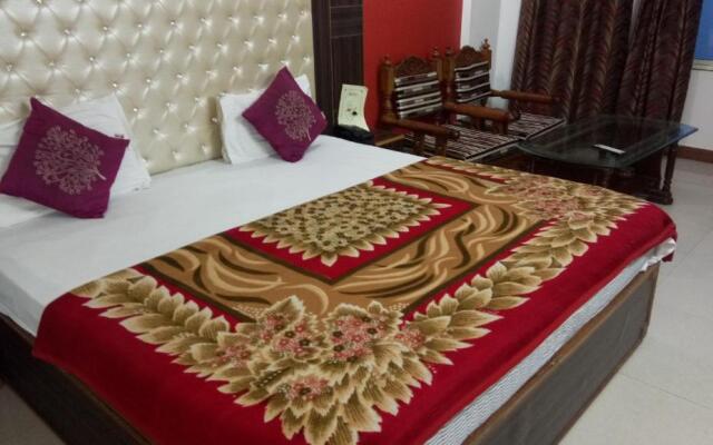 Delightful Stay Over looking Himalayas