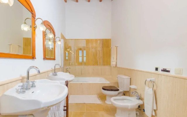 Ca Na Ramona With 4 Bedrooms and 5 Bathrooms