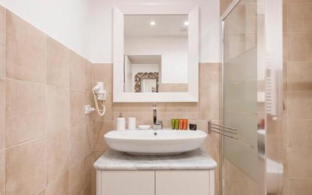 Divo Apartments - Spanish Steps