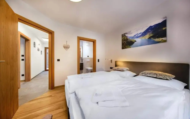 Luxury Alpine Chalet in Neukirchen