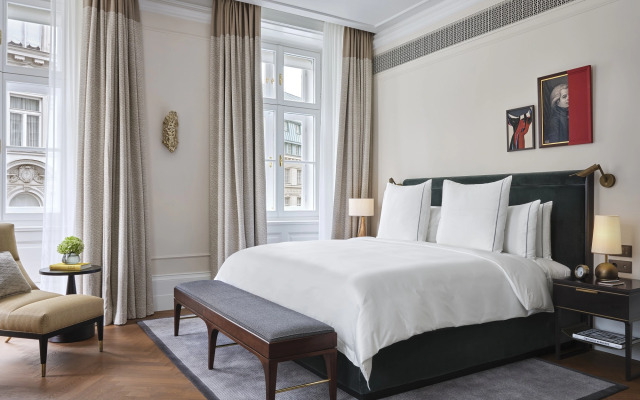 Rosewood Vienna