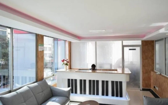 Salehe Safaris Hotel