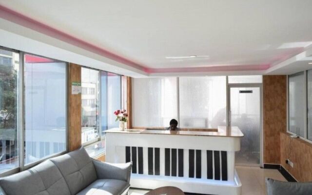 Salehe Safaris Hotel