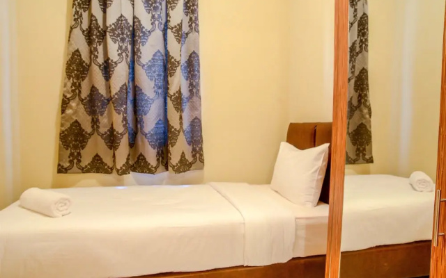 3 Bedrooms Apartment Grand Palace Kemayoran by Travelio