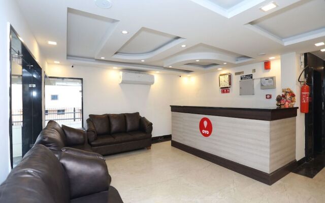 OYO 10380 Hotel The Green Majestic