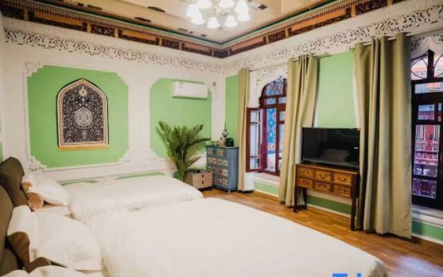 Xunjiang Bieyuan Homestay（Kashgar ancient city scenic area inside）