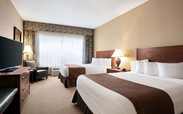 Days Inn & Suites Strathmore