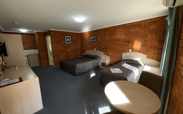 Yambil Inn Motel