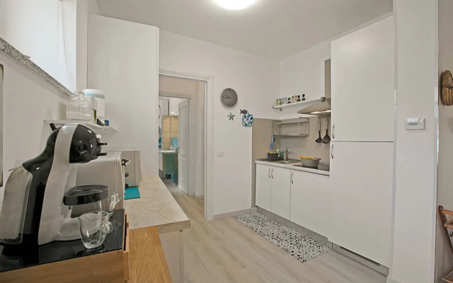 Elizabeth House-100m Lake & Priv.parking