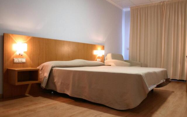 Ashotels Monreal Del Campo