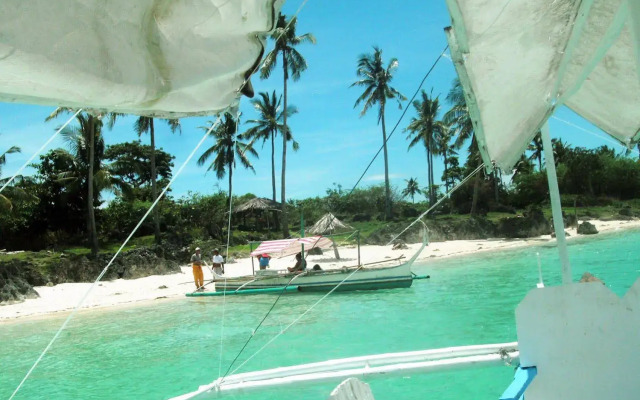 White Beach Bungalows