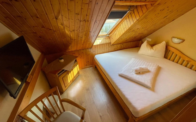 Karin Hotel