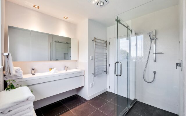 Bright Airy & Spacious 3 BR Home
